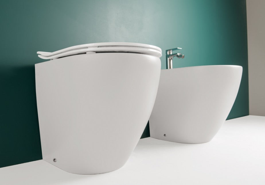 COPPIA DI SANITARI FILOMURO RIMLESS SERIE COVER DI CERAMICA ALTHEA PROF.52 COMPLETO DI COPRIWATER SOFTCLOSE