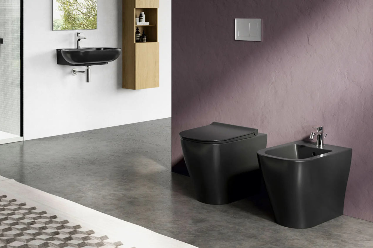 COPPIA DI SANITARI FILOMURO RIMLESS CON PROFONDITA' 55CM SERIE MIRTO NERO OPACO DI CERAMICA DOLOMITE COMPLETO DI COPRIWATER SOFTCLOSE