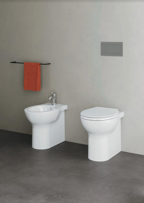 COPPIA DI SANITARI FILOMURO DI CERAMICA AZZURRA SERIE CLIK COMPLETO DI COPRIWATER  SOFTCLOSE PROMO